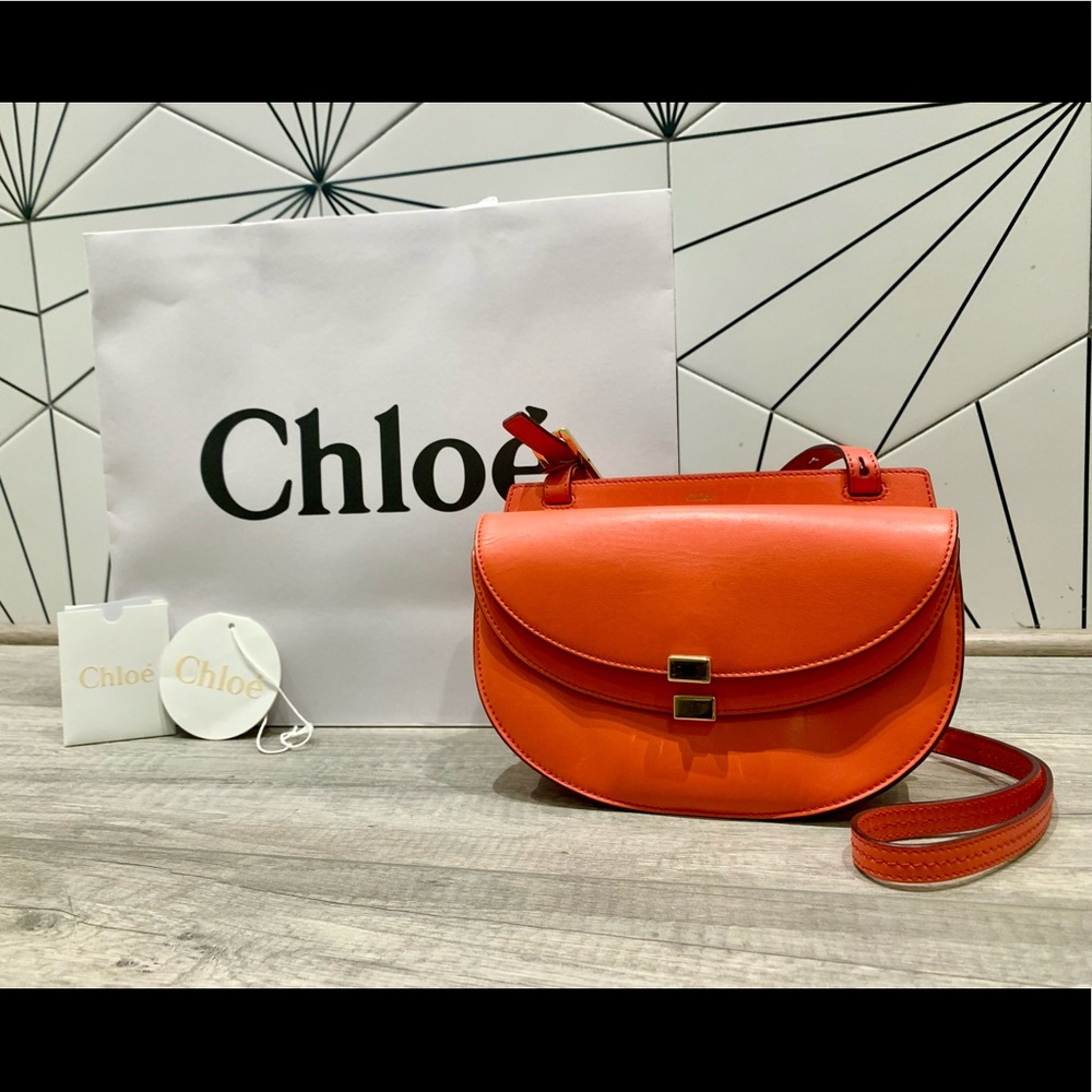Chloe Poppy Red Bev